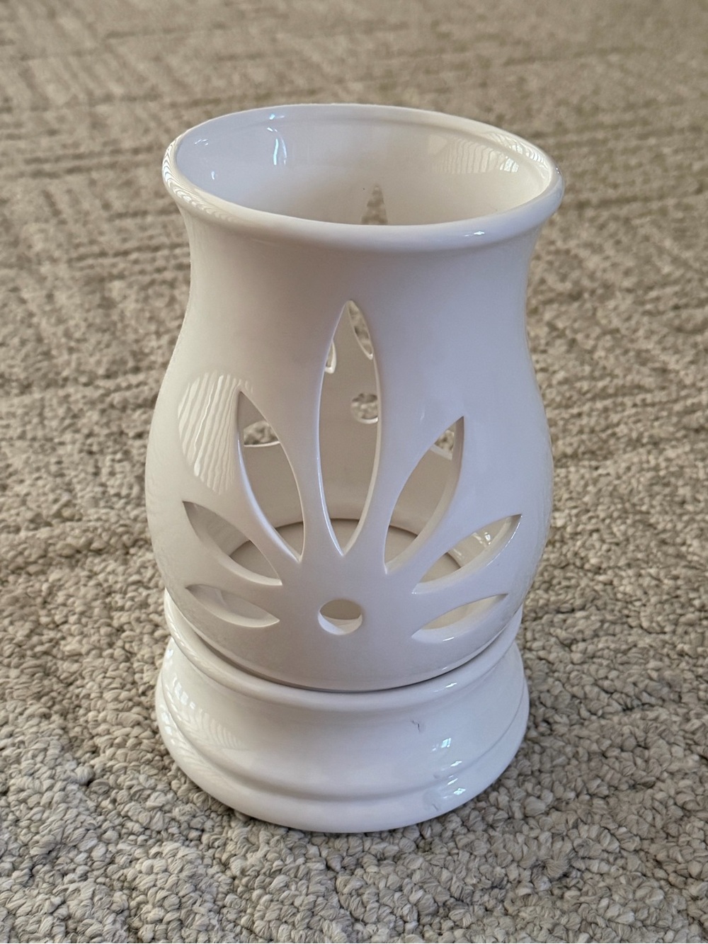 Partylite white ceramic hurricane luminary candle holder new